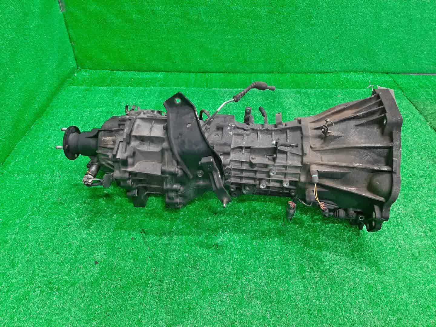 МКПП NISSAN ATLAS SZ5F24, SZ4F24 ZD30DDTI 4WD, RS5R91B-HH43 1 ракурс