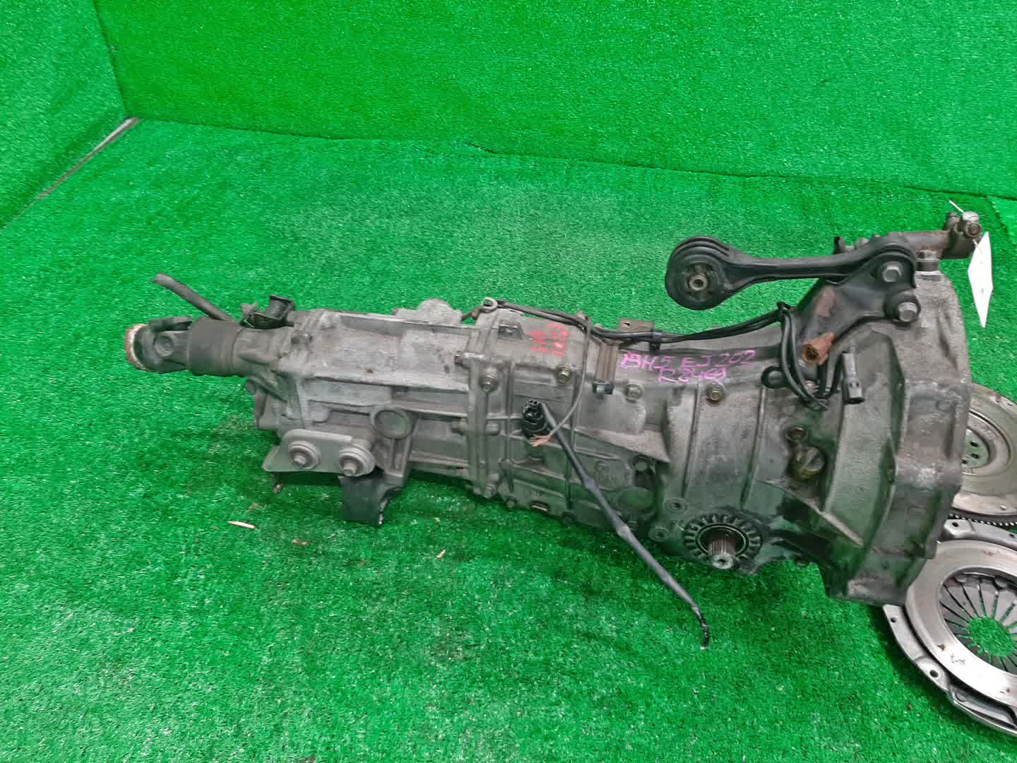 МКПП SUBARU LEGACY BE5, BH5 EJ202 TY754VSBAA 3 ракурс МКПП SUBARU LEGACY BE5, BH5 EJ202 TY754VSBAA 3 ракурс