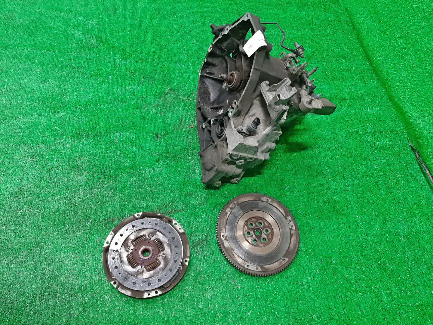 МКПП HONDA HR-V GH1, GH3 D16A SEV 3 ракурс