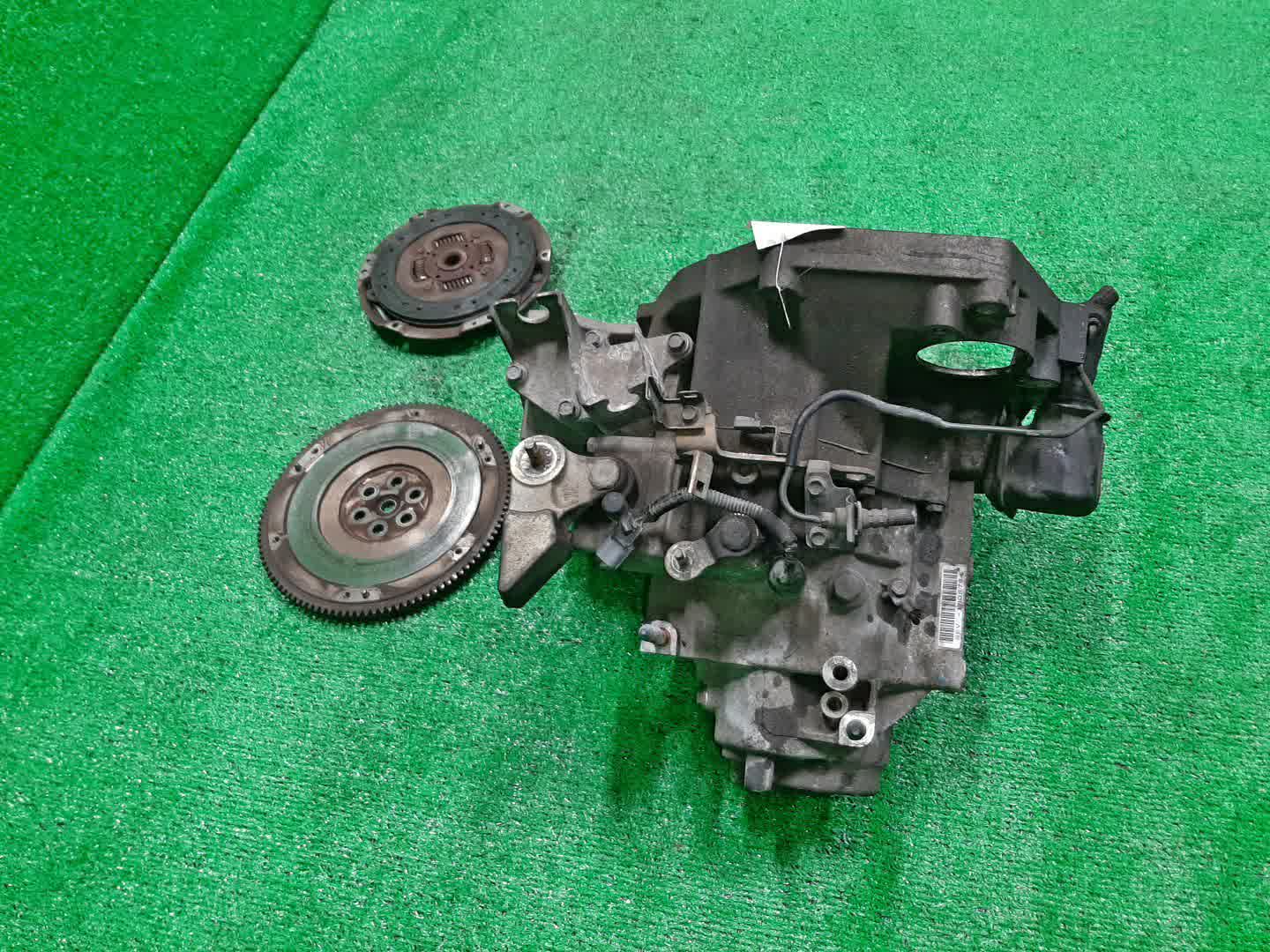 МКПП HONDA HR-V GH1, GH3 D16A SEV 4 ракурс