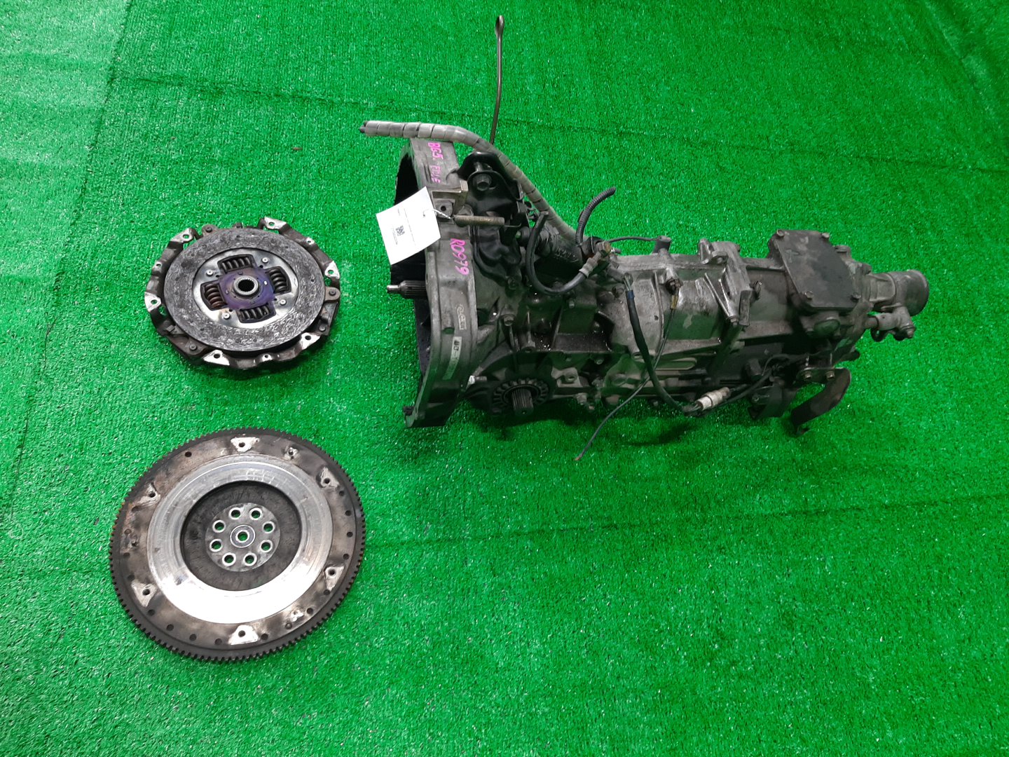 МКПП SUBARU LEGACY BG5 EJ20H TY752VBAAA 2 ракурс МКПП SUBARU LEGACY BG5 EJ20H TY752VBAAA 2 ракурс