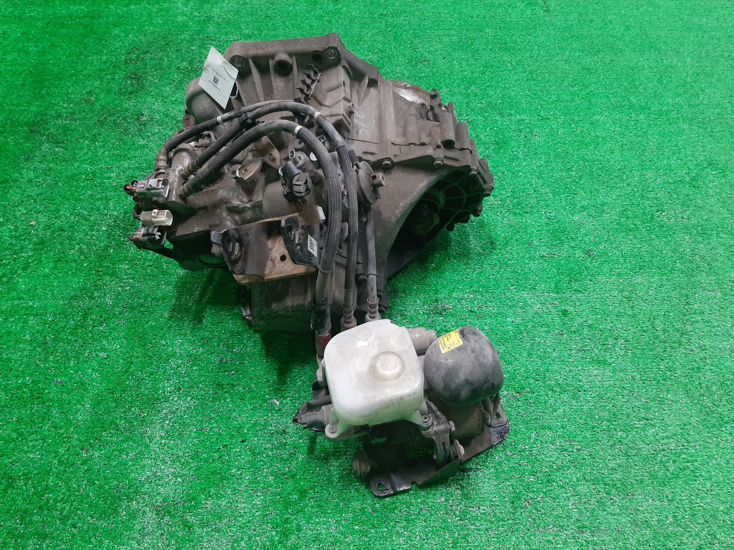 МКПП TOYOTA MR-S ZZW30 1ZZ-FE C56M-01A 4 ракурс