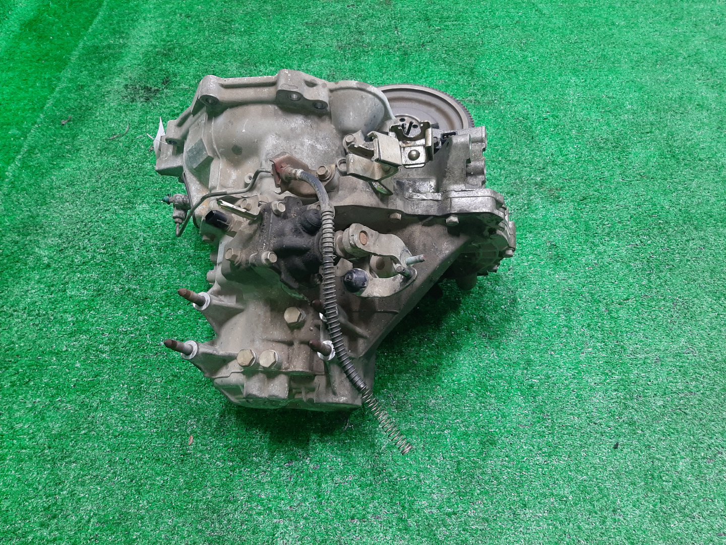 МКПП MITSUBISHI LANCER CEDIA, LANCER CS2A, CS2V 4G15 F5M411R7B 4 ракурс