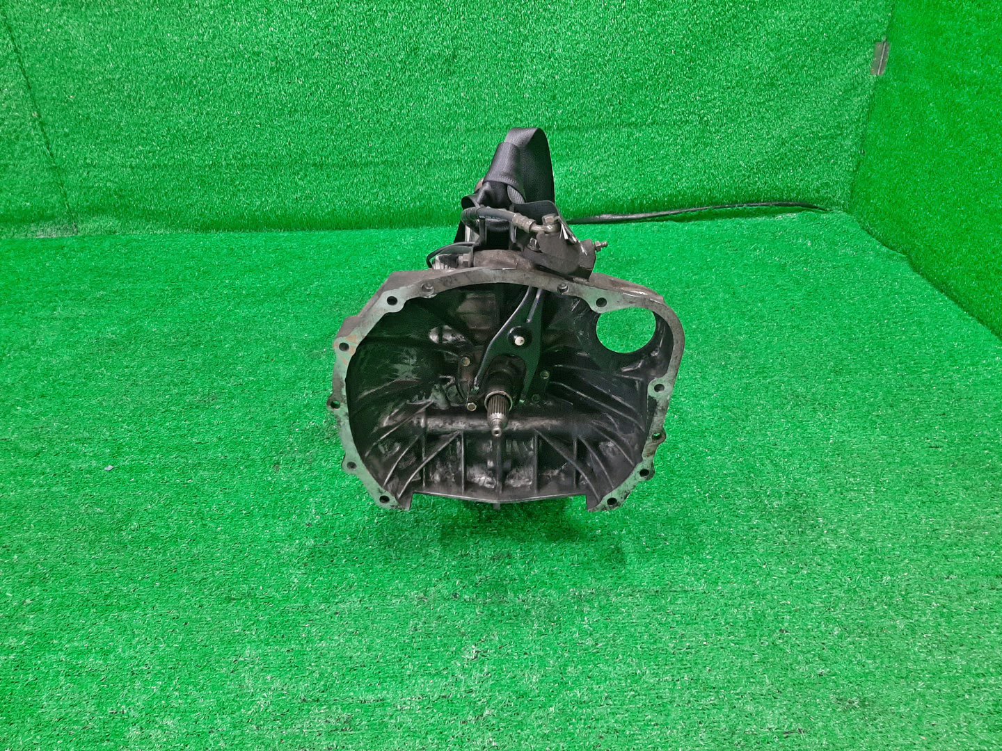 МКПП SUBARU FORESTER SF5 EJ202 TY755XS1AA 3 ракурс МКПП SUBARU FORESTER SF5 EJ202 TY755XS1AA 3 ракурс