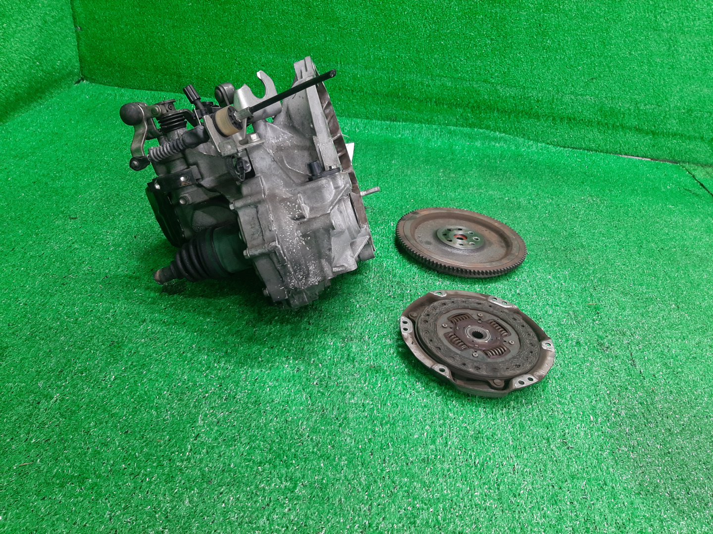МКПП SUZUKI SWIFT ZC11S M13A 2 ракурс