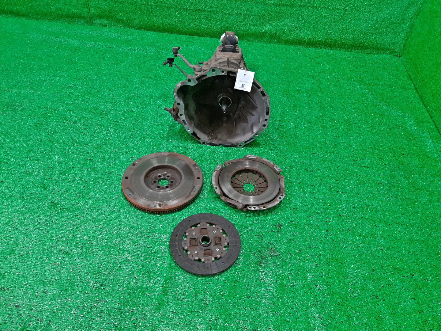 МКПП TOYOTA HIACE YH81 2Y 3 ракурс