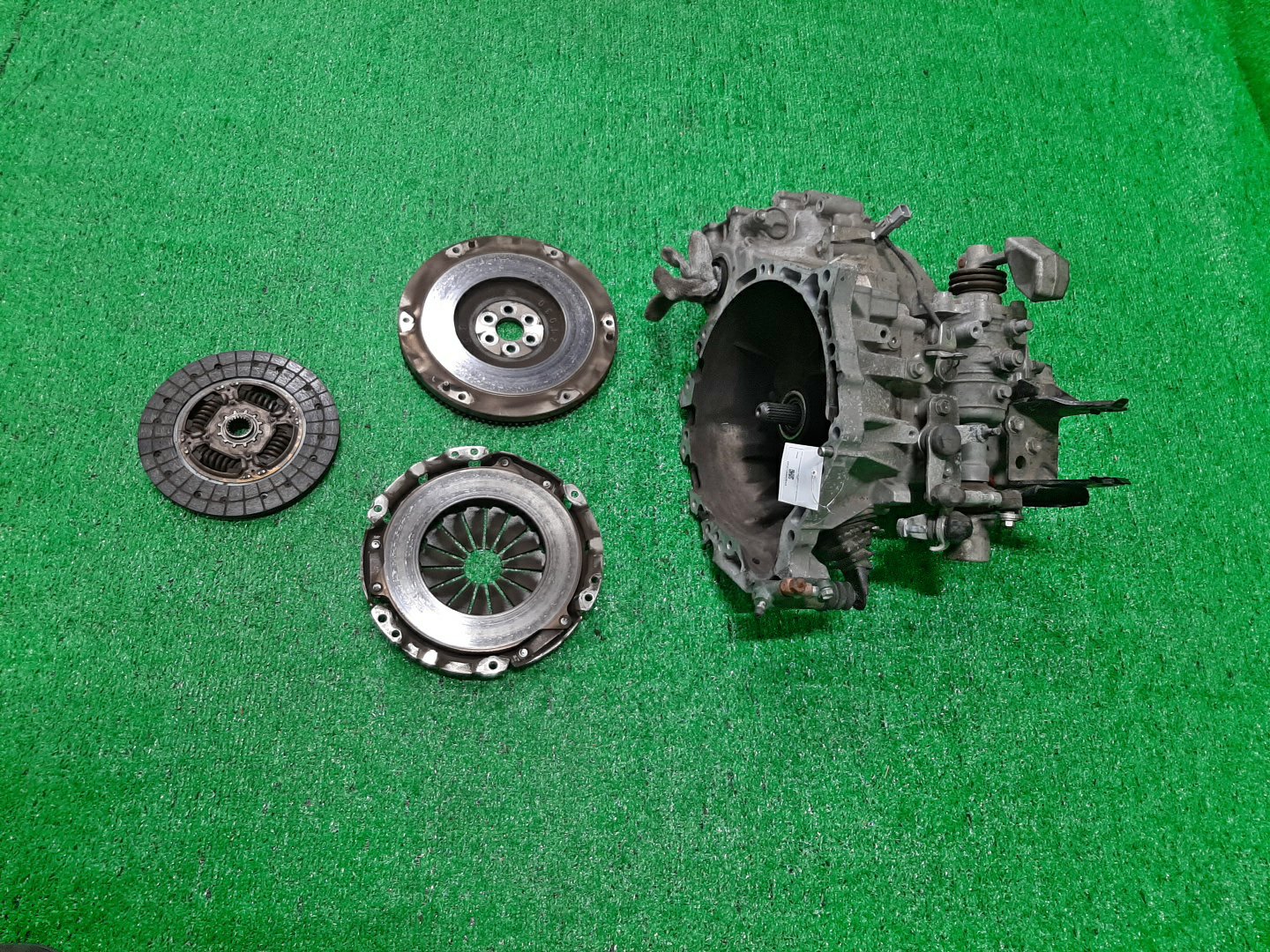 МКПП TOYOTA AXIO, COROLLA FIELDER, COROLLA  AXIO, FIELDER NZE141, NZE141G 1NZ-FE C51-03A 3 ракурс