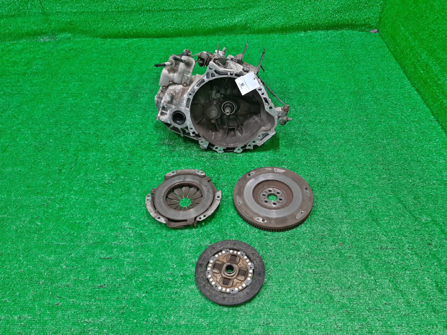 МКПП TOYOTA COROLLA NZE120 2NZ-FE C150-06A 1 ракурс