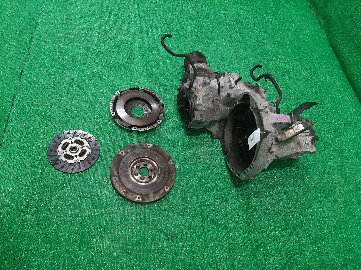 МКПП NISSAN SUNNY FNB14 GA15DE RS5F31A -FC44 3 ракурс МКПП NISSAN SUNNY FNB14 GA15DE RS5F31A -FC44 3 ракурс