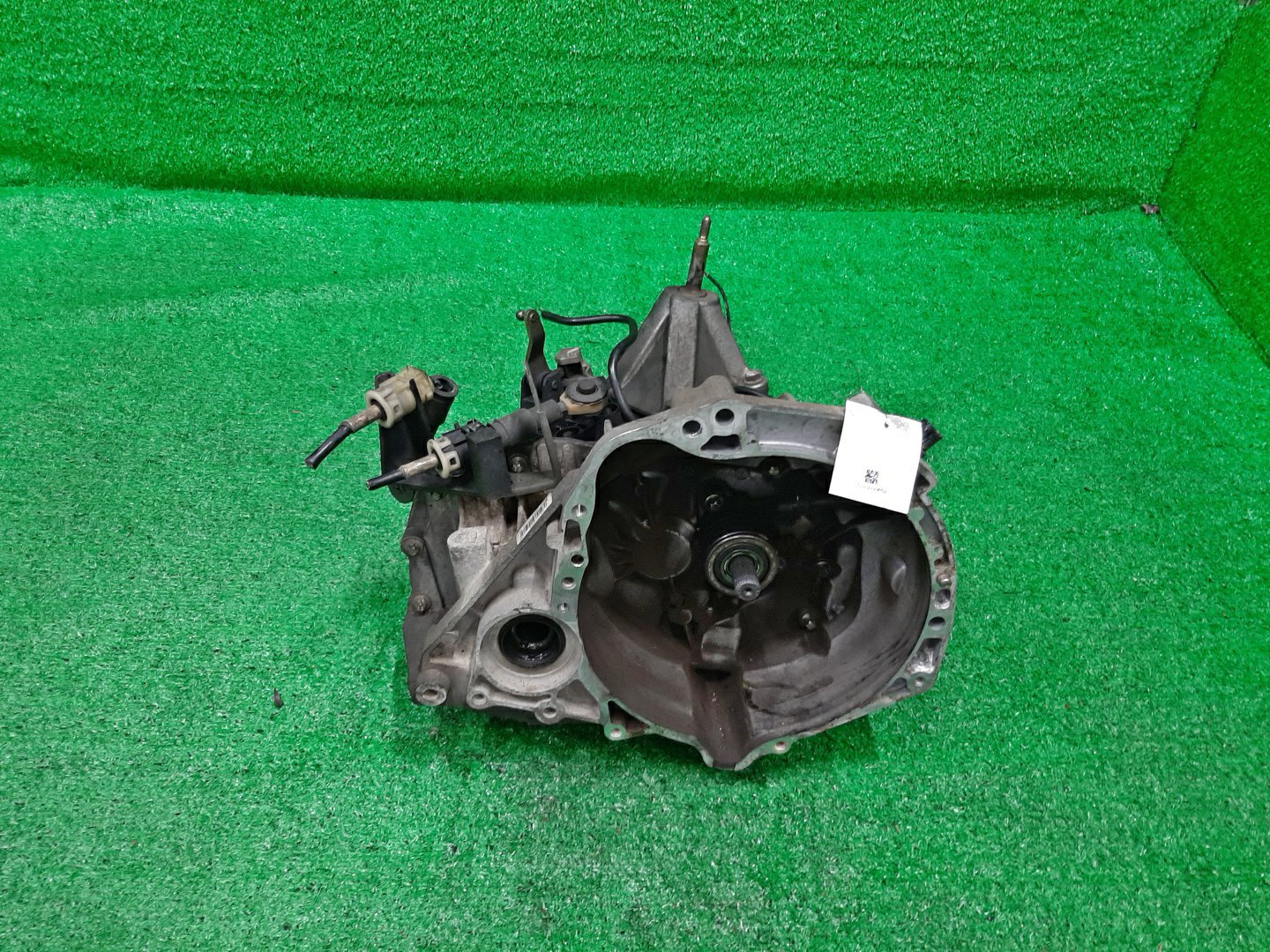 МКПП NISSAN MARCH AK12 CR12DE RS5F91R-FY40 / AUTECH 12SR 1 ракурс