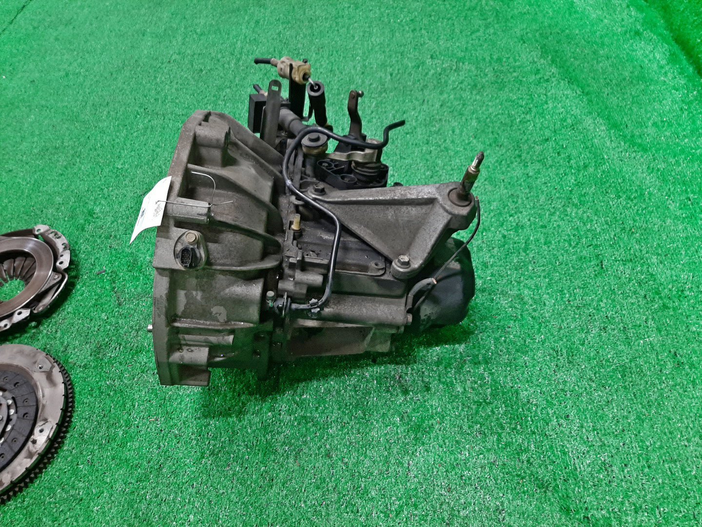 МКПП NISSAN MARCH AK12 CR12DE RS5F91R-FY40 / AUTECH 12SR 4 ракурс