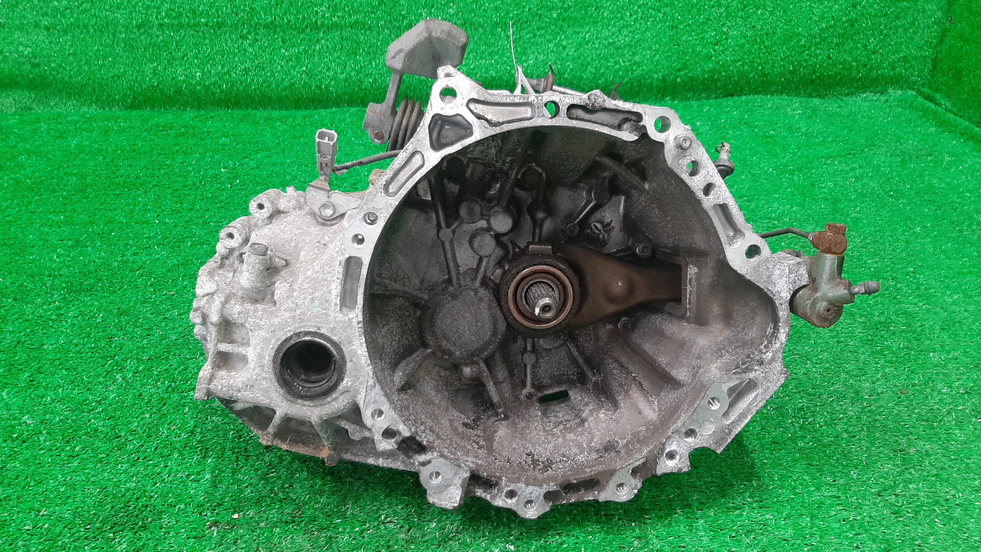 МКПП TOYOTA AXIO, COROLLA FIELDER, COROLLA  AXIO, FIELDER NZE141, NZE141G 1NZ-FE 3 ракурс