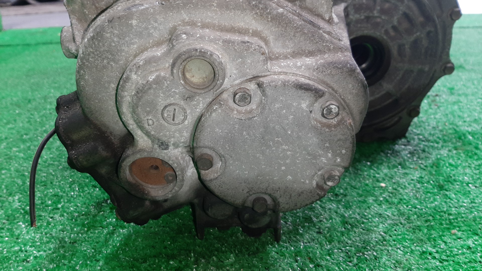 МКПП NISSAN AD, SUNNY, WINGROAD, BLUEBIRD SYLPHY Y11, VFY11, VY11, B15, FB15, WFY11, FG10 QG13DE, QG15DE RS5F70A 4 ракурс