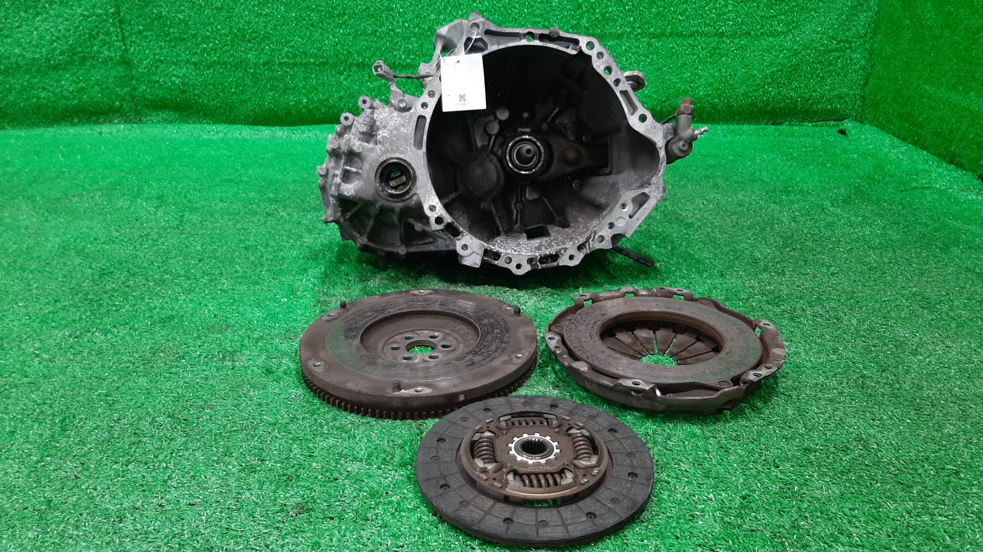 МКПП TOYOTA AXIO, COROLLA FIELDER, COROLLA  AXIO, FIELDER NZE141, NZE141G 1NZ-FE C51-03A 1 ракурс