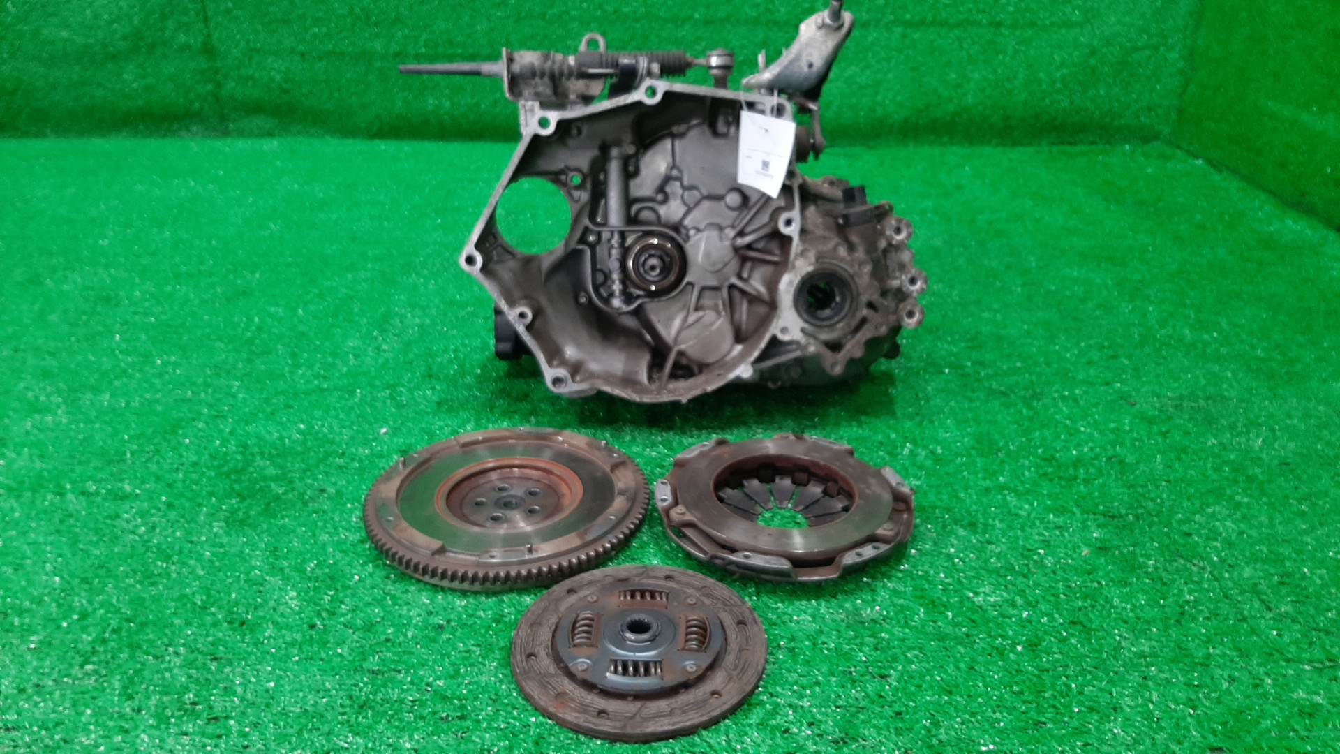 МКПП HONDA ACTY TRUCK HA9 E07Z YV6M 1 ракурс
