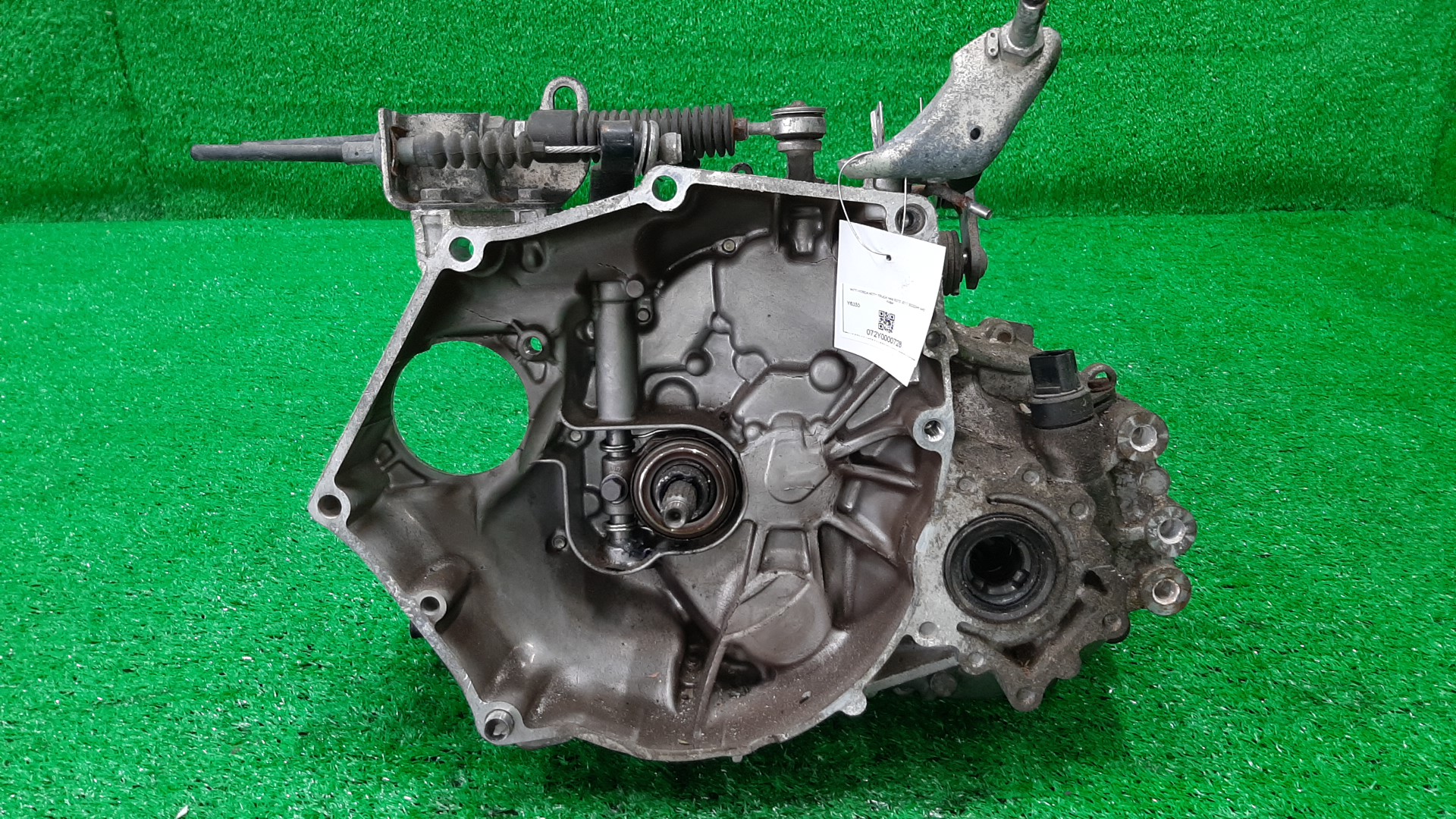 МКПП HONDA ACTY TRUCK HA9 E07Z YV6M 3 ракурс