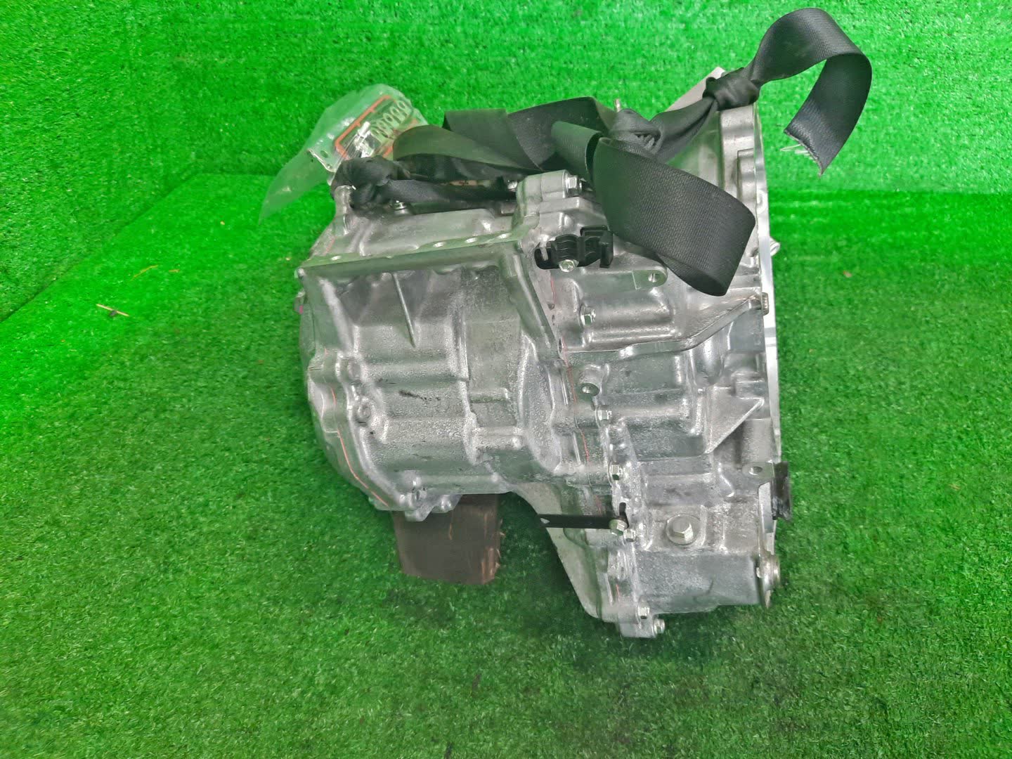 АКПП TOYOTA YARIS MXPH10 M15A-FXE 3 ракурс АКПП TOYOTA YARIS MXPH10 M15A-FXE 3 ракурс