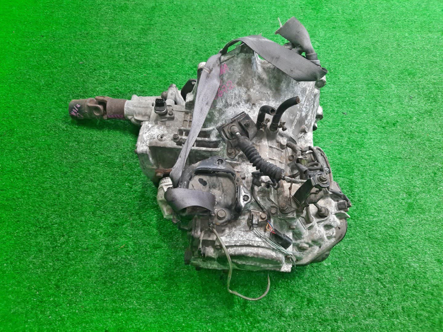 АКПП MITSUBISHI GTO Z15A, Z16A 6G72 W4A331UNQ 5 ракурс АКПП MITSUBISHI GTO Z15A, Z16A 6G72 W4A331UNQ 5 ракурс