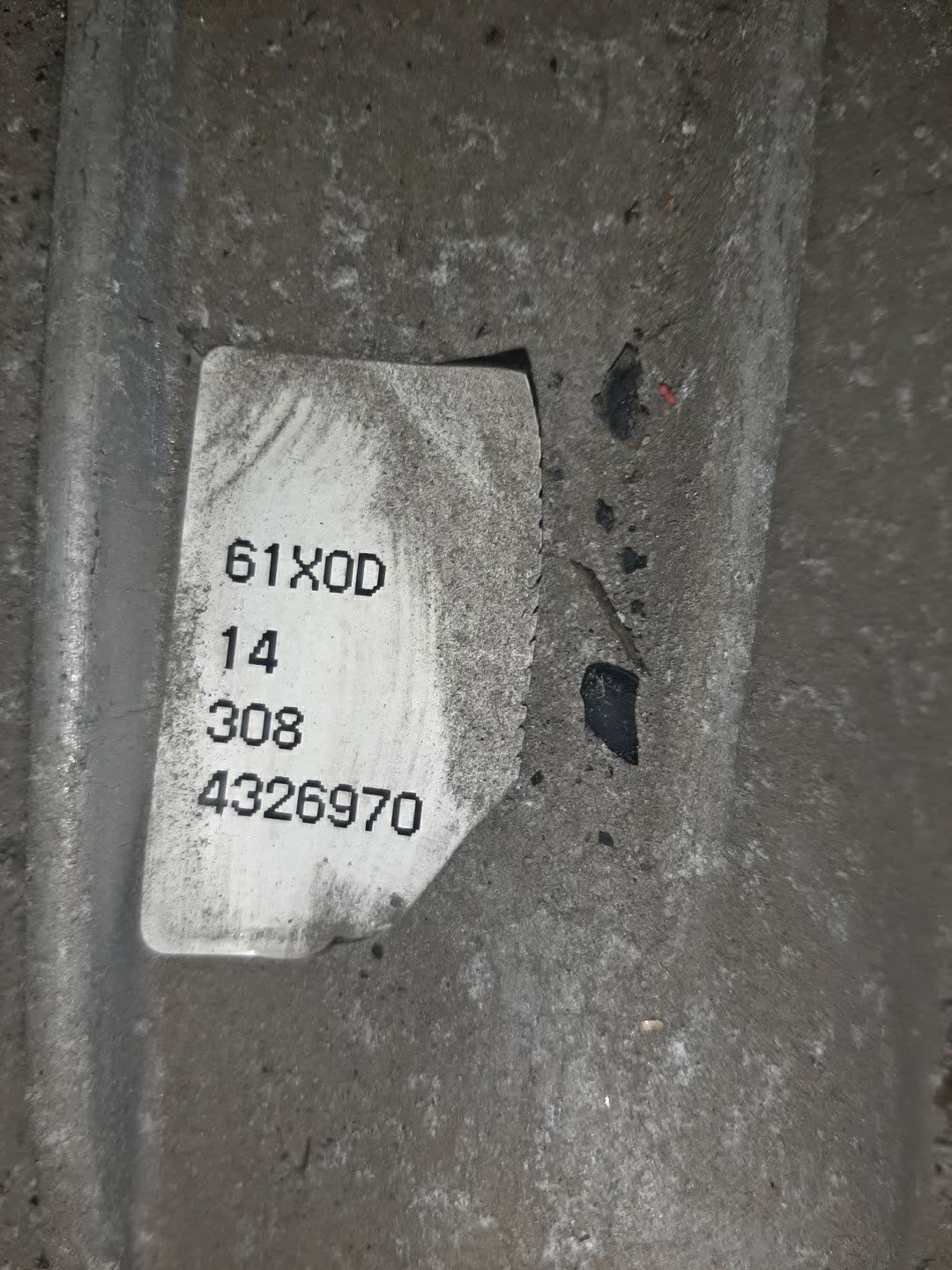 АКПП NISSAN CARAVAN E26 QR20DE RE5A05A, 61X0D 4 ракурс