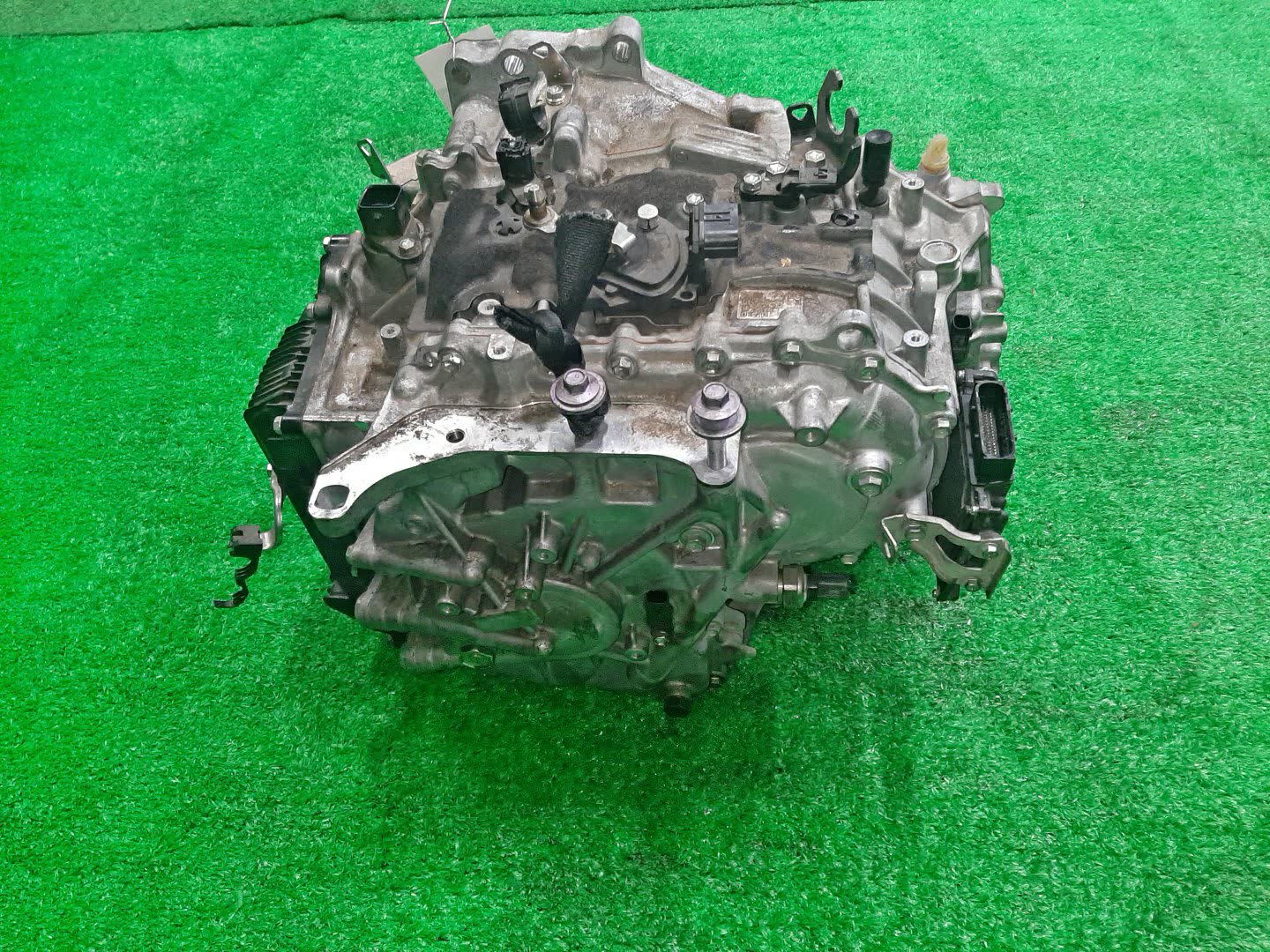 АКПП TOYOTA YARIS MXPA10 M15A-FKS 4 ракурс АКПП TOYOTA YARIS MXPA10 M15A-FKS 4 ракурс