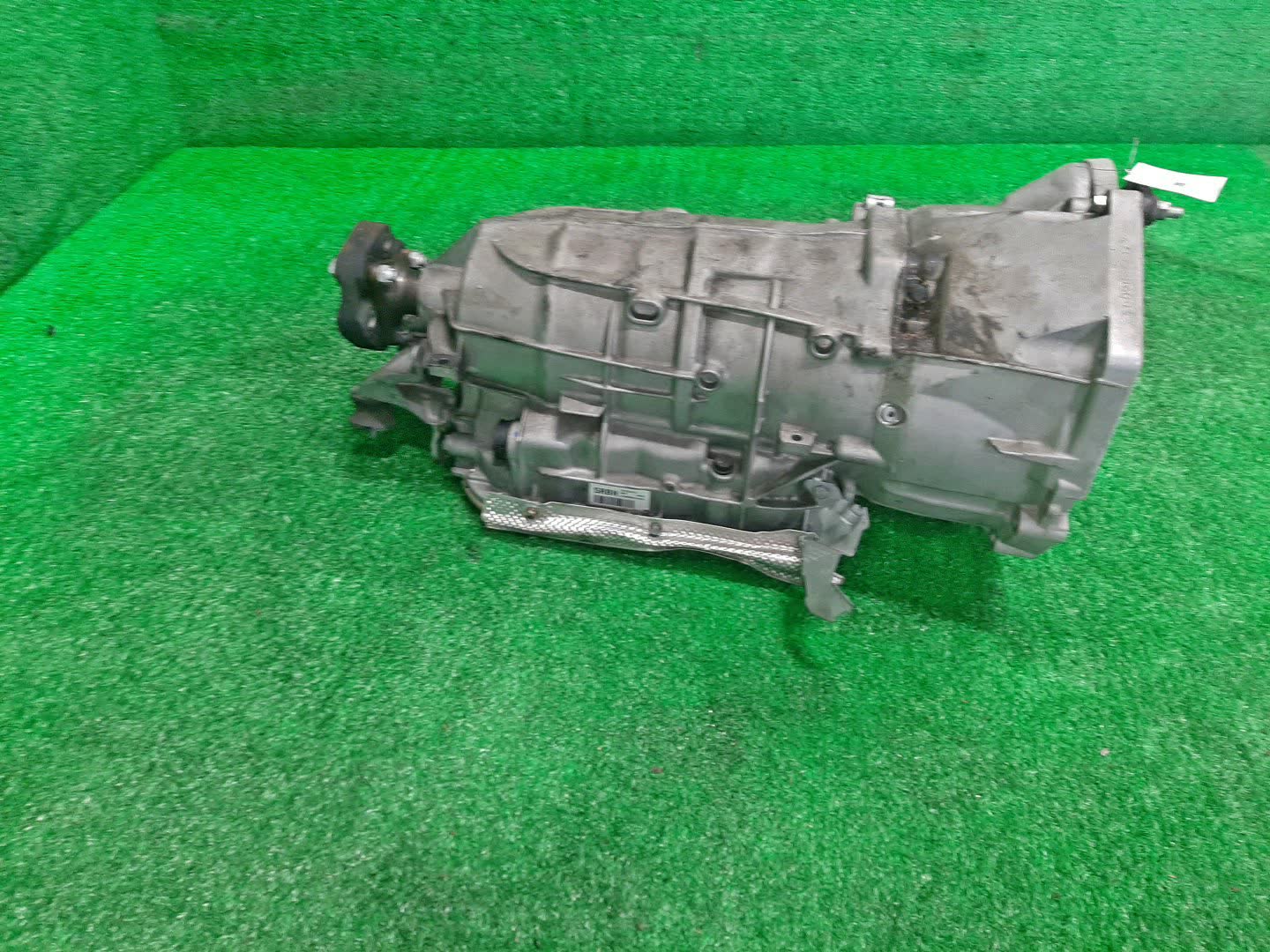 АКПП BMW 5-Series, 3-Series, 530i, 330i, 323i, 325i, 525i E61, E60, E90, E91, E93, E92 N52B30AF, N52B30A, N52B25AE, N52B25A, M54B25, 306S3, N52B25AF, 256S5, M54B30 24243511, 6L45 1 ракурс