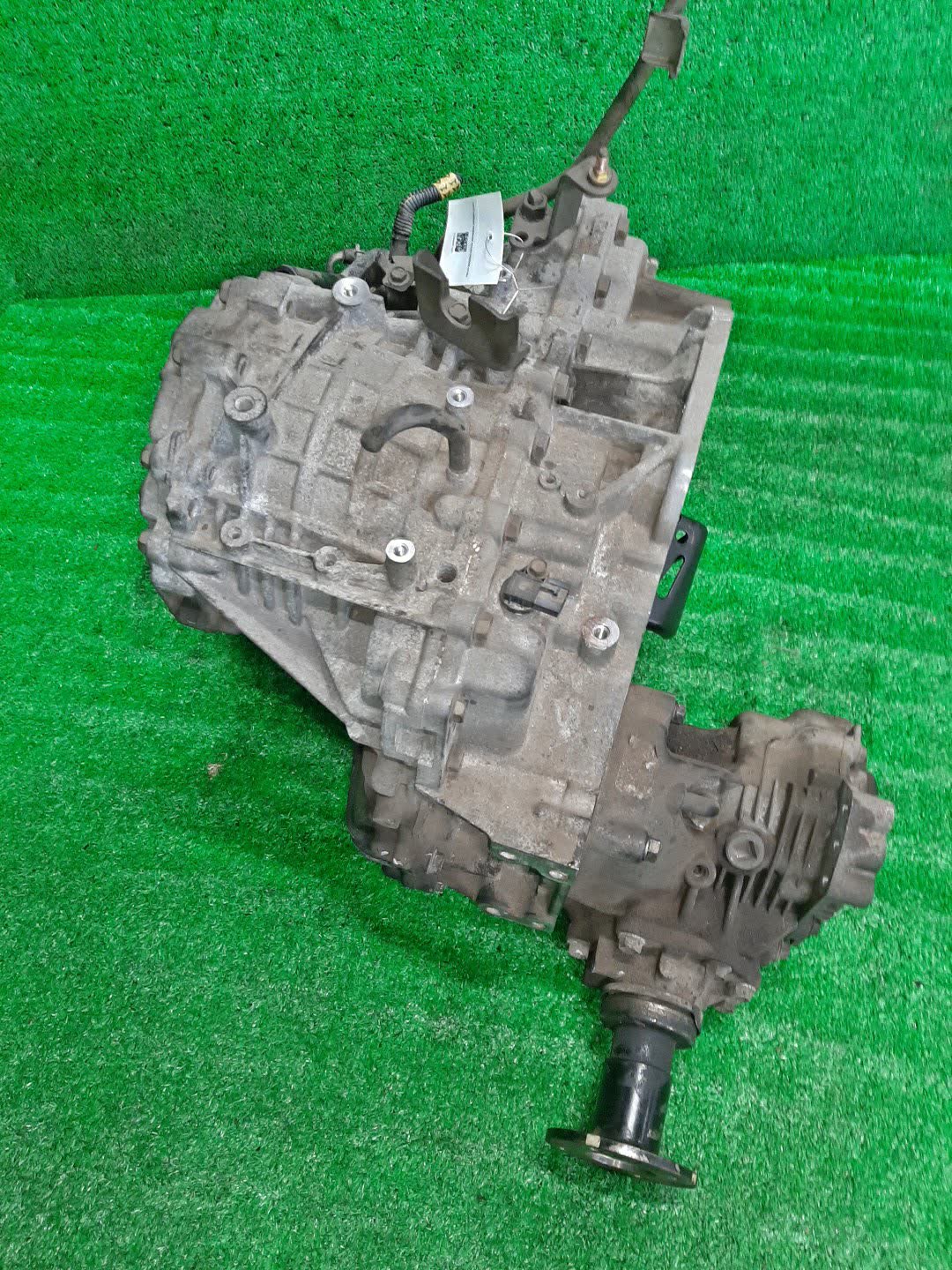 АКПП NISSAN PRESAGE PNU31 VQ35DE 4WD 2 ракурс