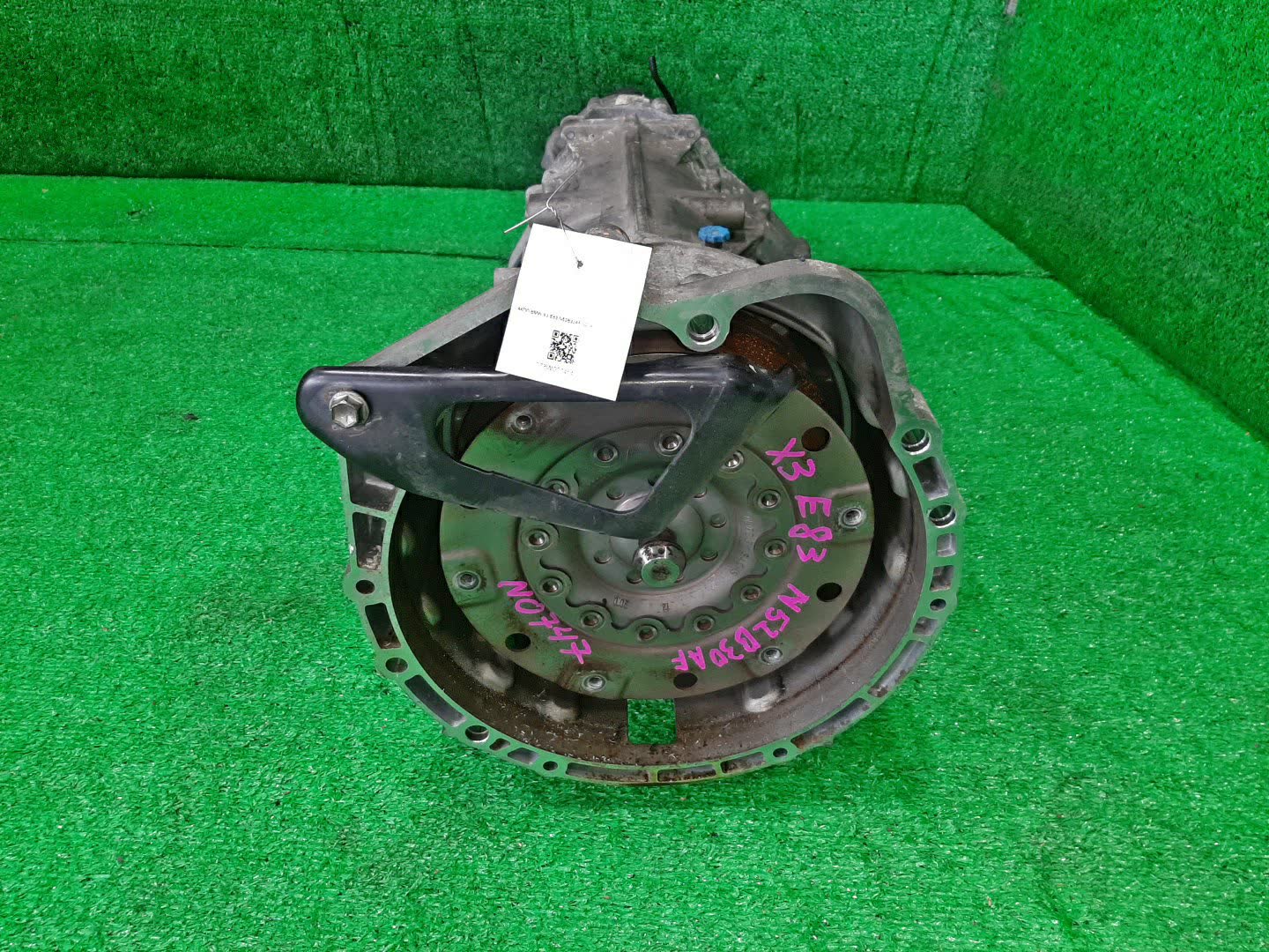 АКПП BMW X3 E83 N52B30AF 8HP45X 2 ракурс