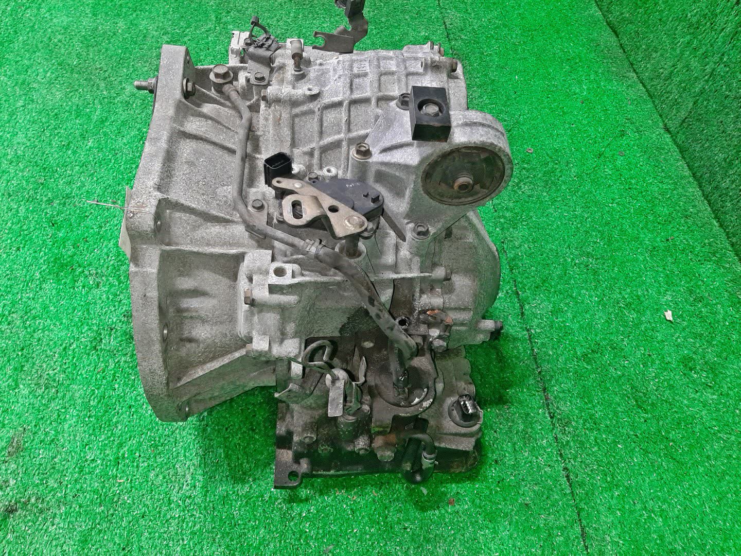 АКПП NISSAN AVENIR, LIBERTY, PRIMERA, WINGROAD, BLUEBIRD SYLPHY RW11, RM12, TP12, RP12, WTP12, WRP12, WRY11, TG10 QR20DE, QR25DD, QR20DD 2 ракурс