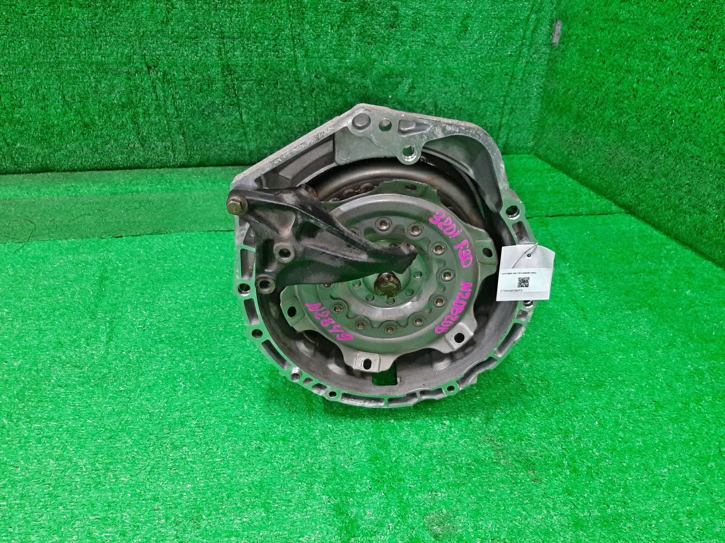 АКПП BMW 5-Series, 3-Series, 320i, 520i F11, XG20, XL20, F10, F30, F31, F34 N20B20B 24008601701, 8HP-45 2 ракурс