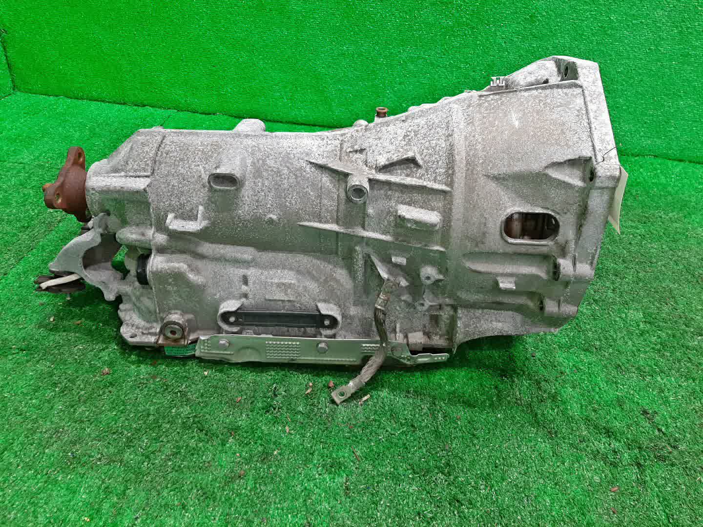 АКПП BMW 5-Series, 3-Series, 320i, 520i F11, XG20, XL20, F10, F30, F31, F34 N20B20B 24008618881, 8HP-45 1 ракурс