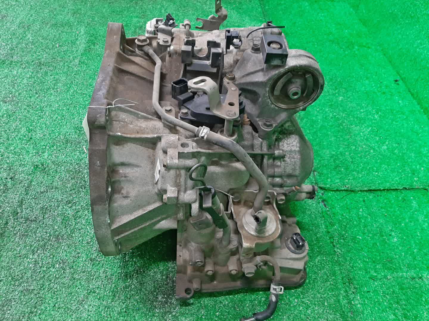 АКПП NISSAN AVENIR, LIBERTY, PRIMERA, WINGROAD, BLUEBIRD SYLPHY RW11, RM12, TP12, RP12, WTP12, WRP12, WRY11, TG10 QR20DE, QR25DD, QR20DD 8E073 3 ракурс
