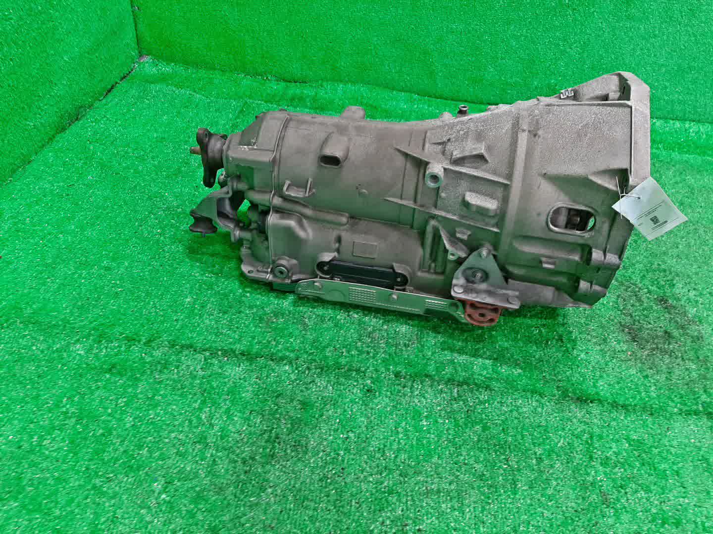 АКПП BMW X1 E84 N20B20A 8609950, 8HP-45 1 ракурс