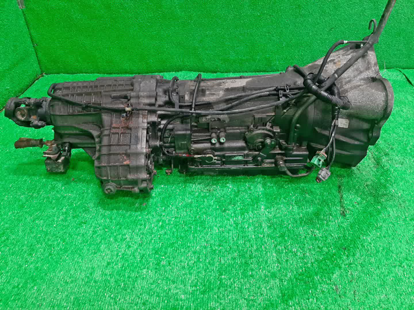 АКПП NISSAN CEDRIC, GLORIA ENY34 RB25DET 4AX10 1 ракурс