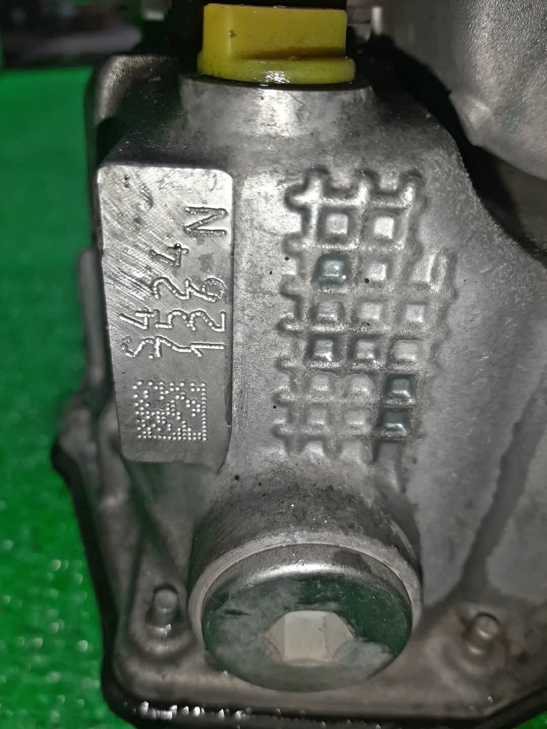 АКПП SUZUKI ALTO LAPIN HE33S R06A 5 ракурс