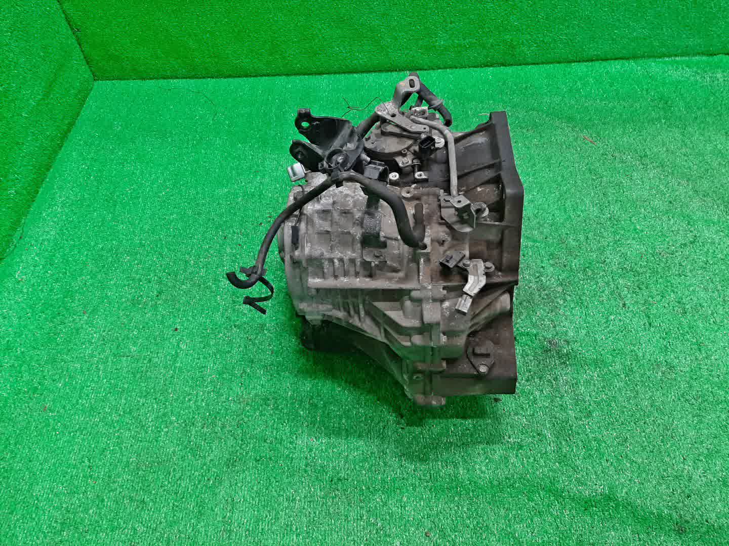 АКПП NISSAN SERENA TC24 QR20DE RE0F06A 2 ракурс