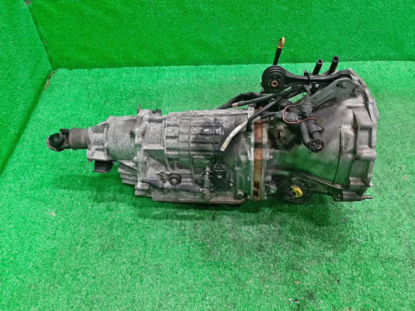 АКПП SUBARU LEGACY BE5, BH5 EJ206 TV1B4YBEAA 1 ракурс