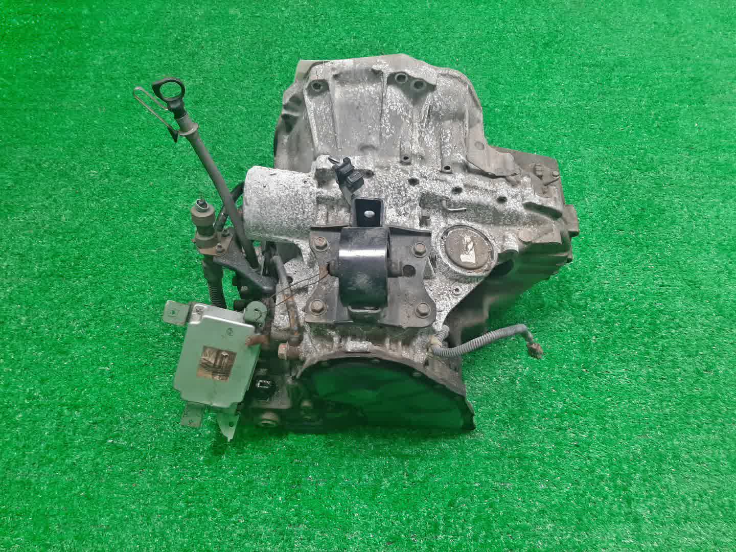 АКПП NISSAN AD, EXPERT, SUNNY, WINGROAD, ALMERA, BLUEBIRD SYLPHY VFY11, W11, FB15, QB15, WFY11, WHY11, N16, QG10, FG10 QG15DE, QG18DE RE4F03B-FQ40 4 ракурс