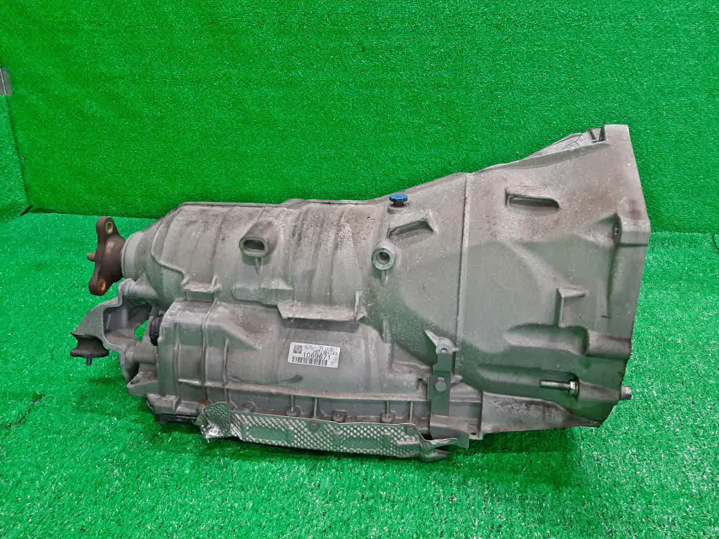 АКПП BMW 3-Series, 1-Series, 120i, 320i, X1, 118i E90, E91, E93, E92, E87, E82, E84 N43B20AA, N46B20BD, N46B20BF, N46B20BA, N46B20B, N43B20A, N46B20BY 6HP21 1 ракурс