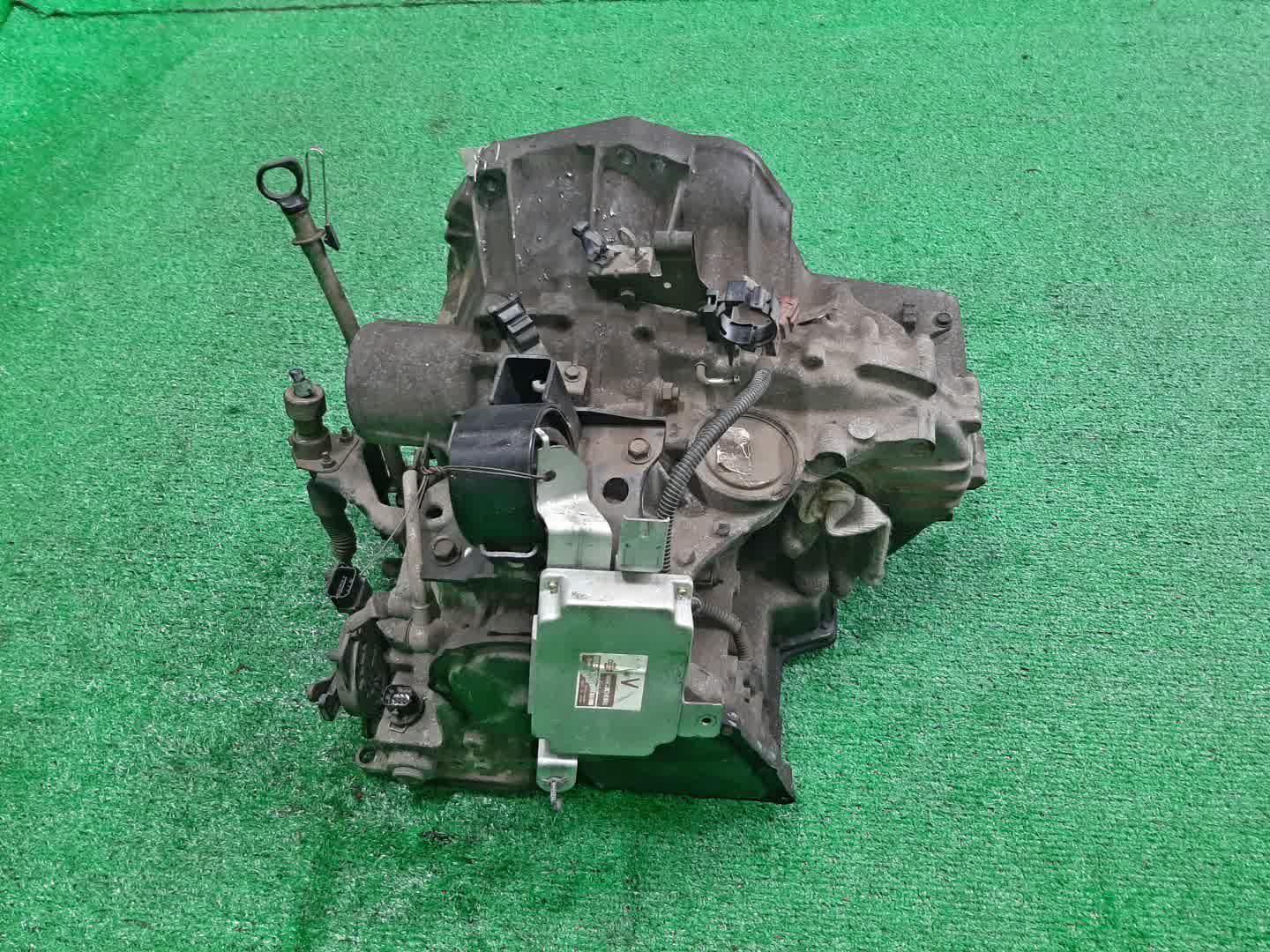 АКПП NISSAN AD, EXPERT, SUNNY, WINGROAD, ALMERA, BLUEBIRD SYLPHY VFY11, W11, FB15, QB15, WFY11, WHY11, N16, QG10, FG10 QG15DE, QG18DE 3BX08, RE4F03B-FQ40 4 ракурс