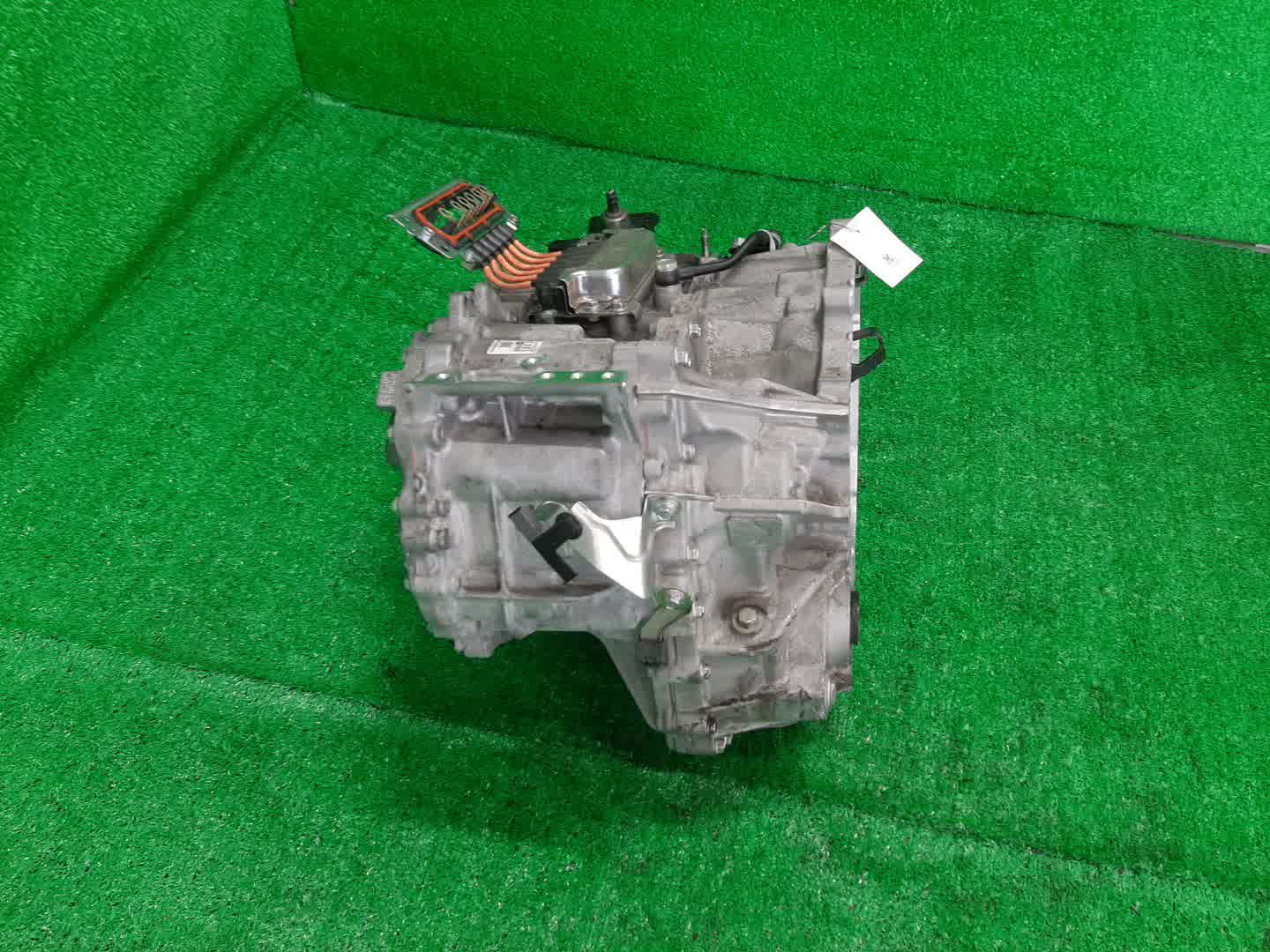 АКПП TOYOTA COROLLA ZWE211, ZWE213H 2ZR-FXE P610, 30900-12020 2 ракурс