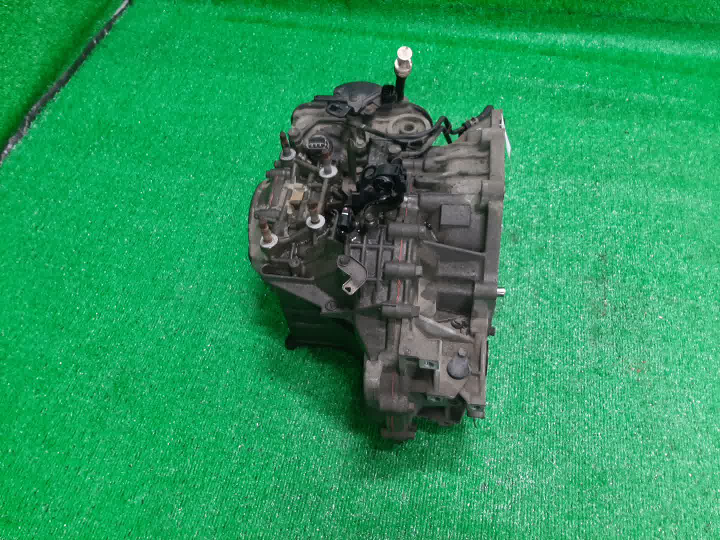 АКПП MITSUBISHI DION CR9W 4G63 F4A421JZB1 2 ракурс