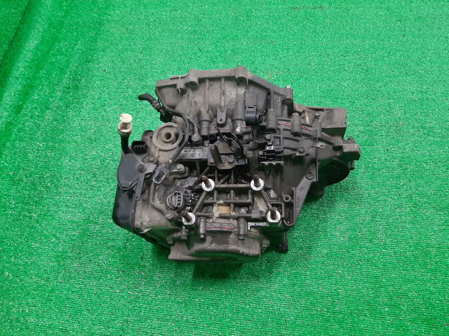 АКПП MITSUBISHI DION CR9W 4G63 F4A421JZB1 4 ракурс