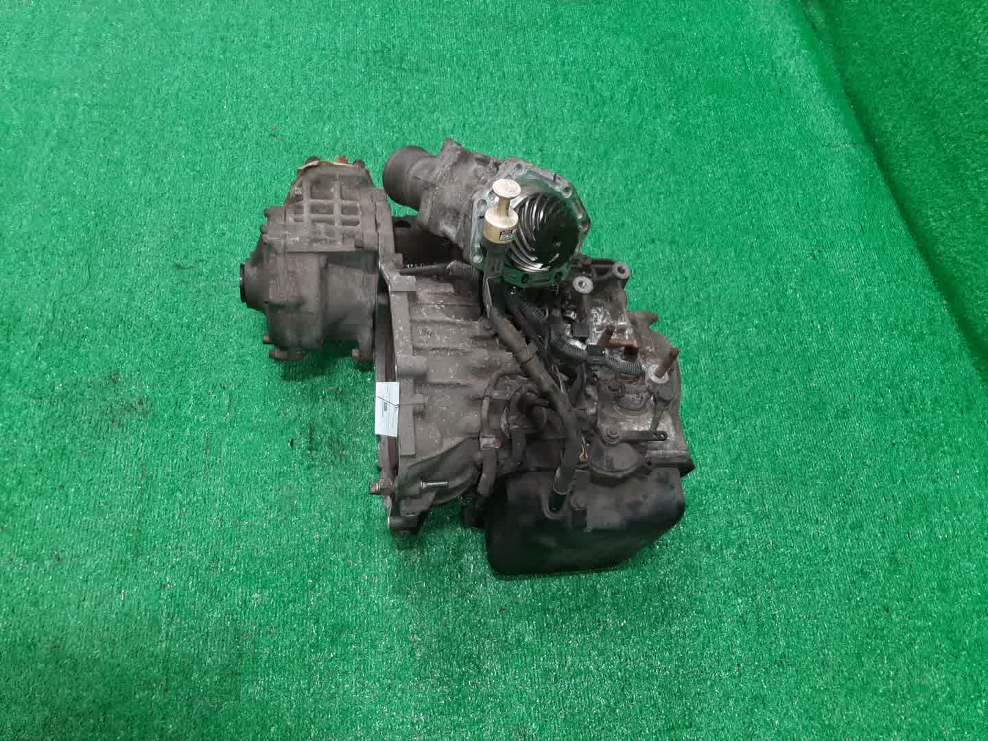 АКПП MITSUBISHI GRANDIS NA4W 4G69 W4A4B2N1Z 3 ракурс