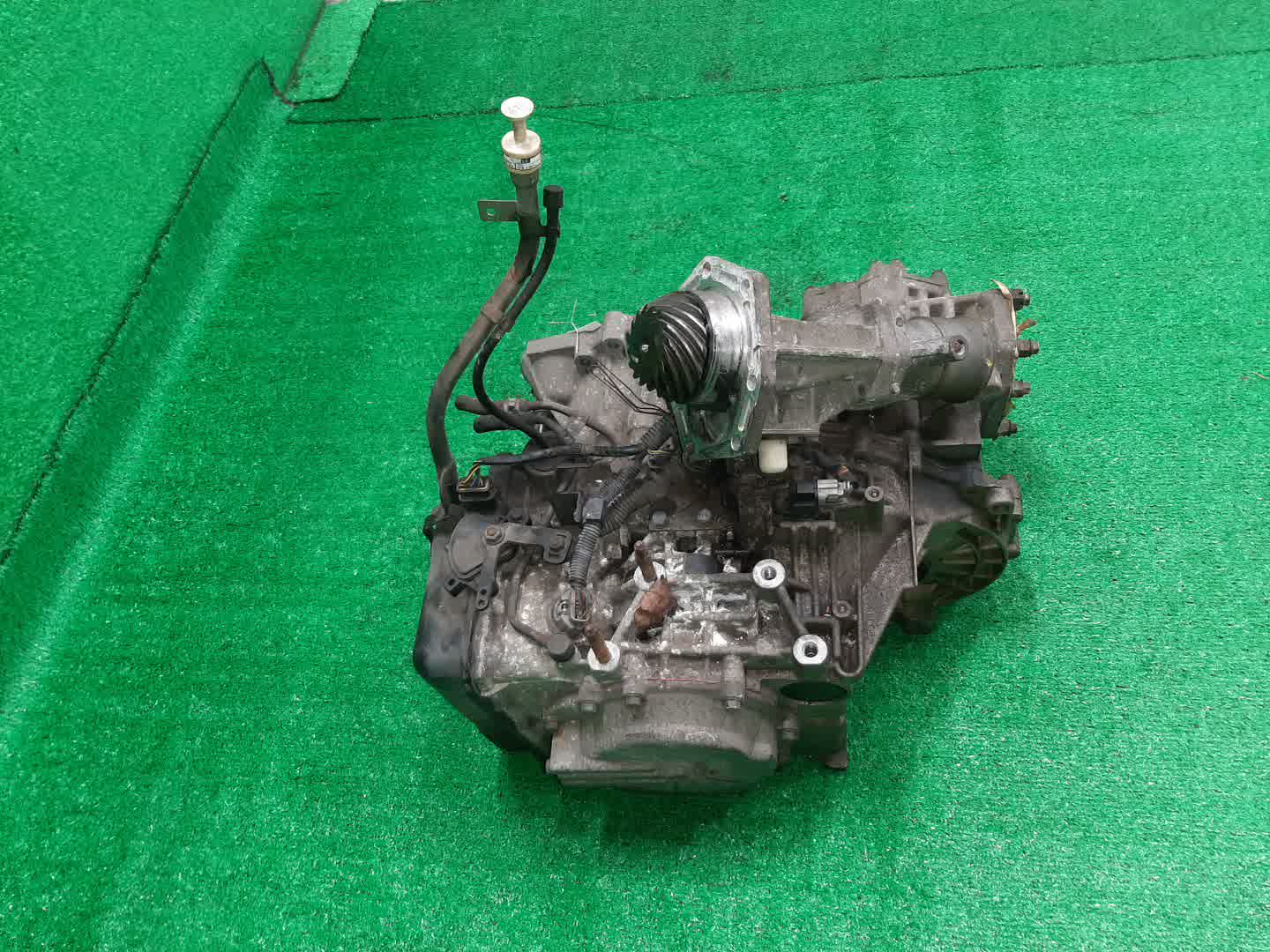 АКПП MITSUBISHI GRANDIS NA4W 4G69 W4A4B2N1Z 4 ракурс