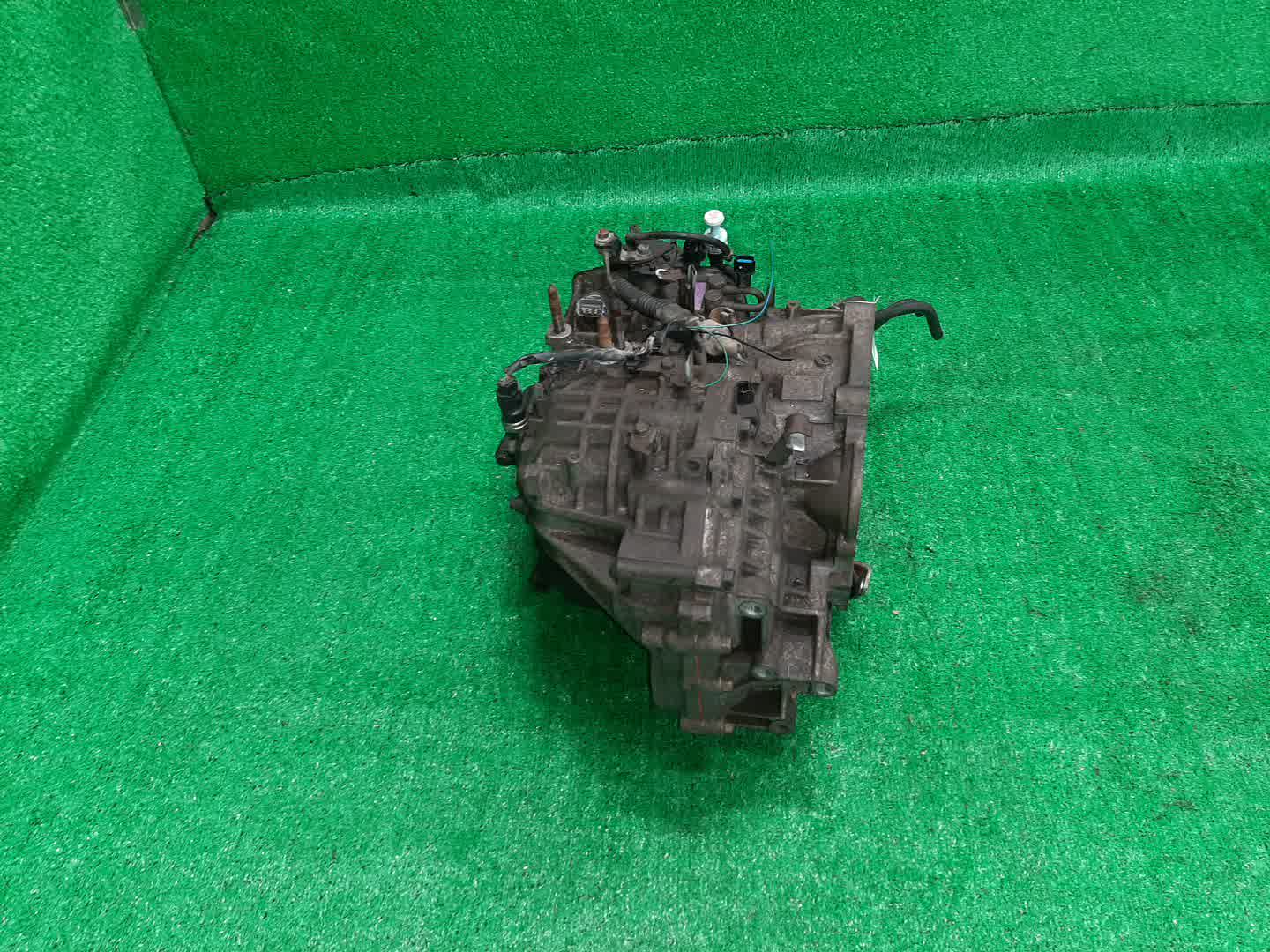 АКПП MITSUBISHI DION CR6W 4G94 F1C1A2F3Z 2 ракурс