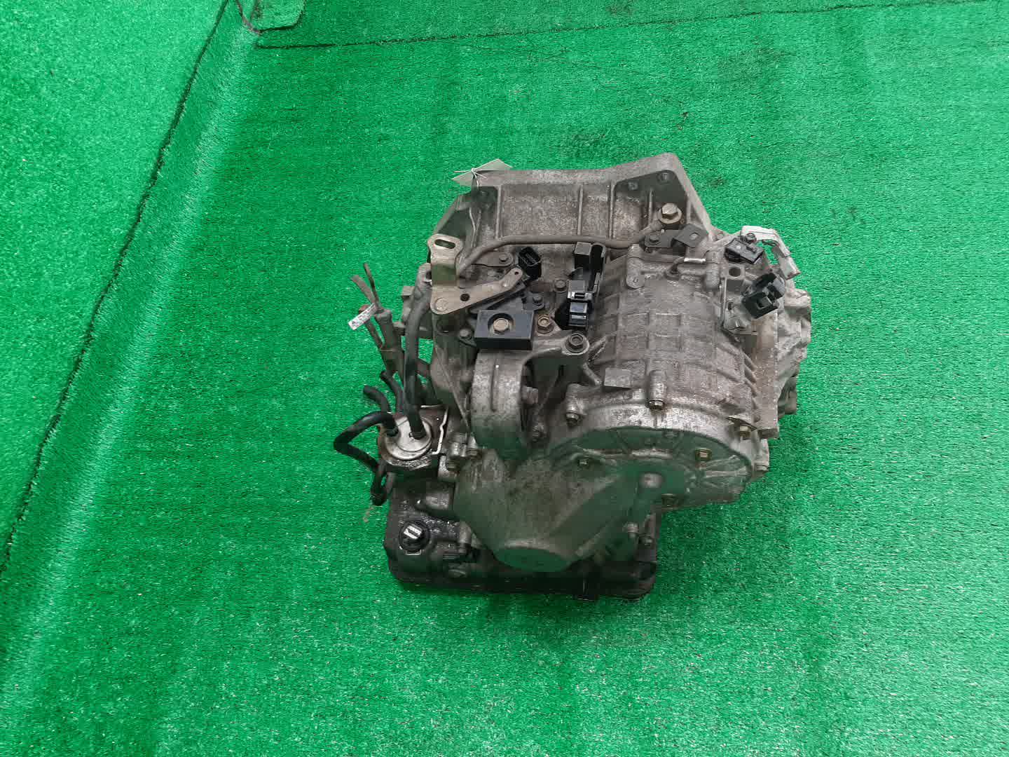 АКПП NISSAN AVENIR, LIBERTY, PRIMERA, WINGROAD, BLUEBIRD SYLPHY RW11, RM12, TP12, RP12, WTP12, WRP12, WRY11, TG10 QR20DE, QR25DD, QR20DD 8E073, RE0F06A 4 ракурс