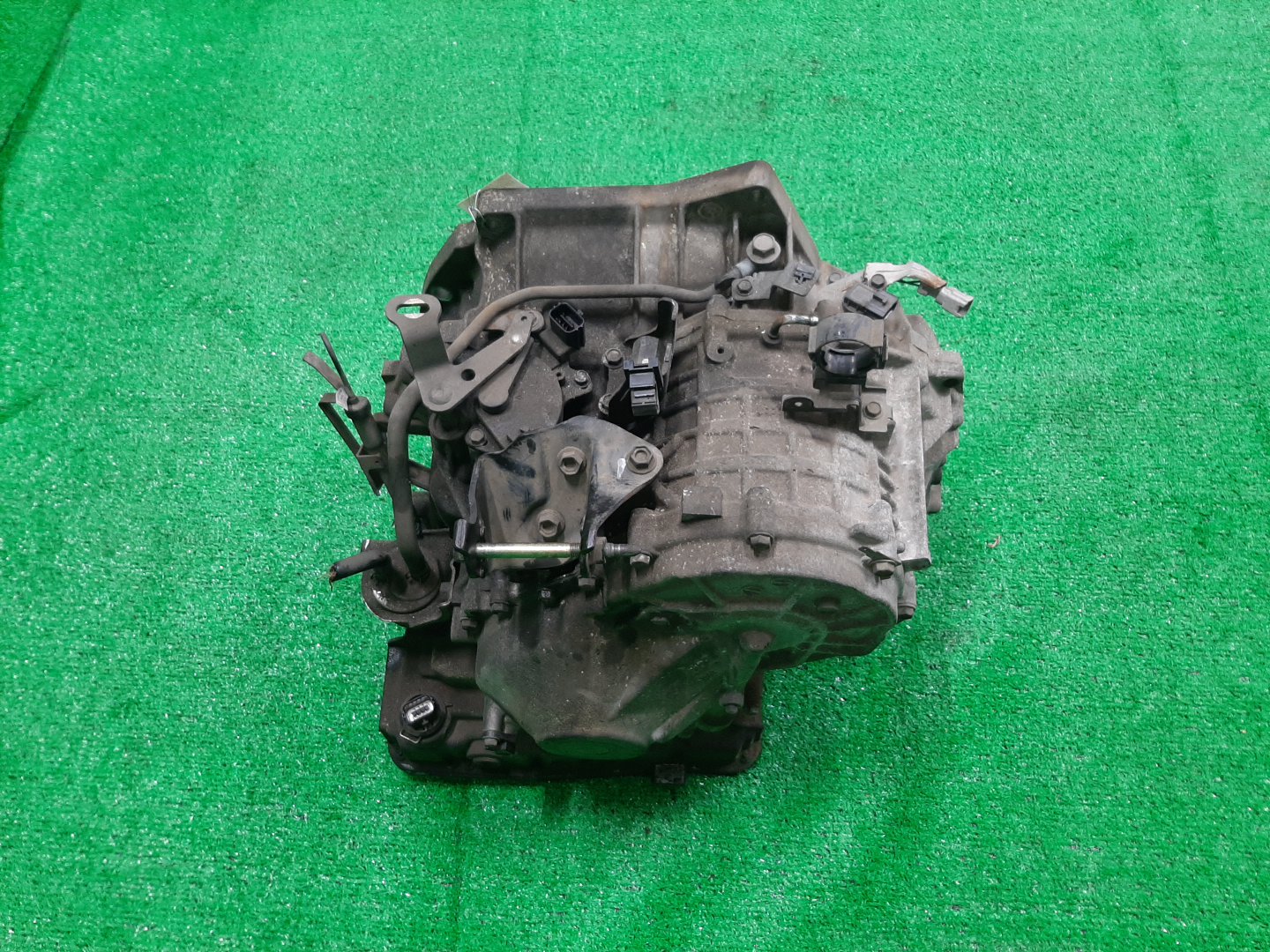 АКПП NISSAN AVENIR, LIBERTY, PRIMERA, WINGROAD, BLUEBIRD SYLPHY RW11, RM12, TP12, RP12, WTP12, WRP12, WRY11, TG10 QR20DE, QR25DD, QR20DD RE0F06A 4 ракурс
