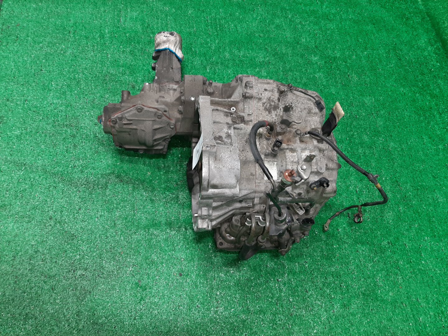 АКПП TOYOTA ESTIMA ACR40W 2AZ-FE U140F 3 ракурс