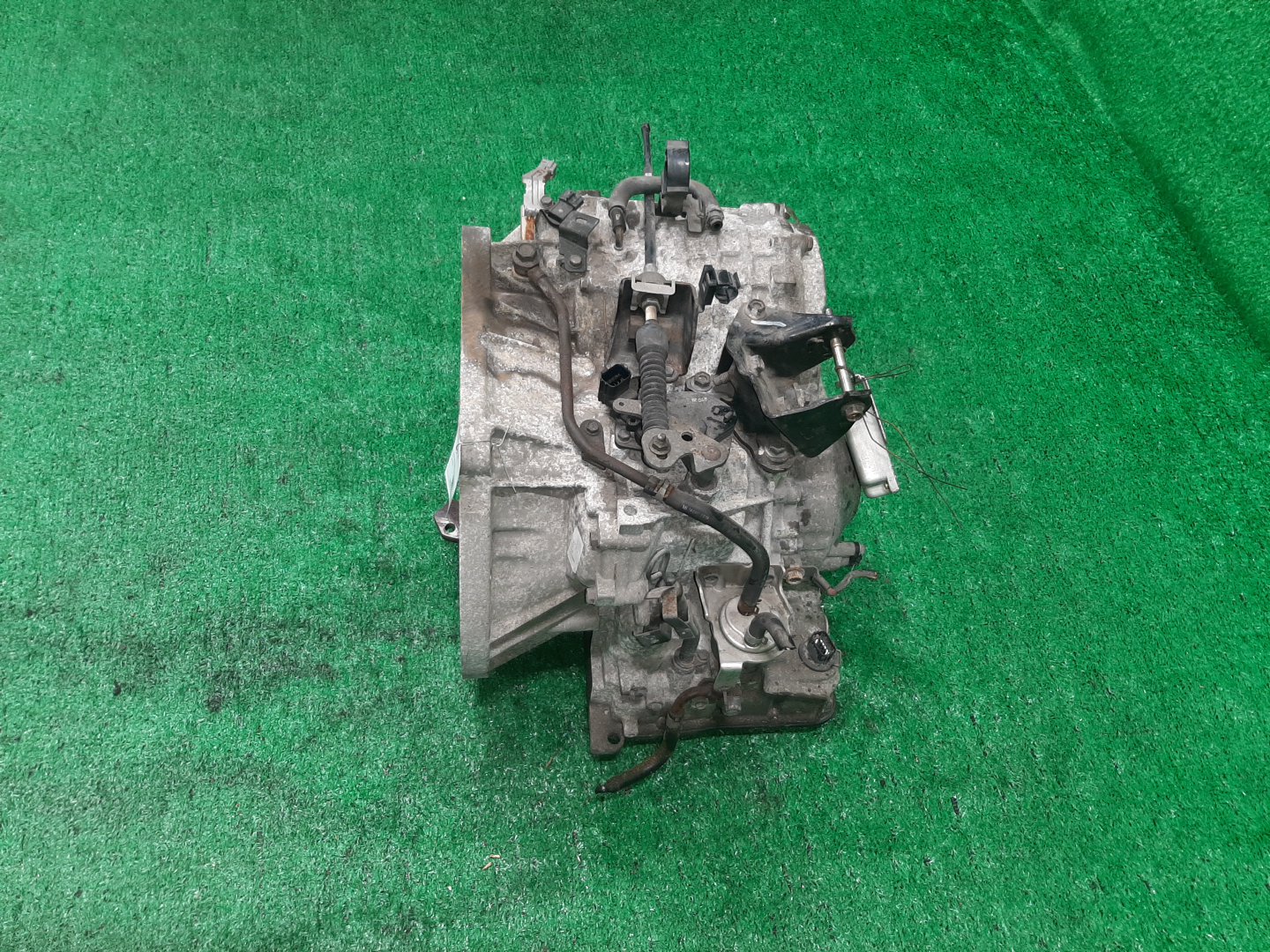 АКПП NISSAN AVENIR, LIBERTY, PRIMERA, WINGROAD, BLUEBIRD SYLPHY RW11, RM12, TP12, RP12, WTP12, WRP12, WRY11, TG10 QR20DE, QR25DD, QR20DD RE0F06A 3 ракурс