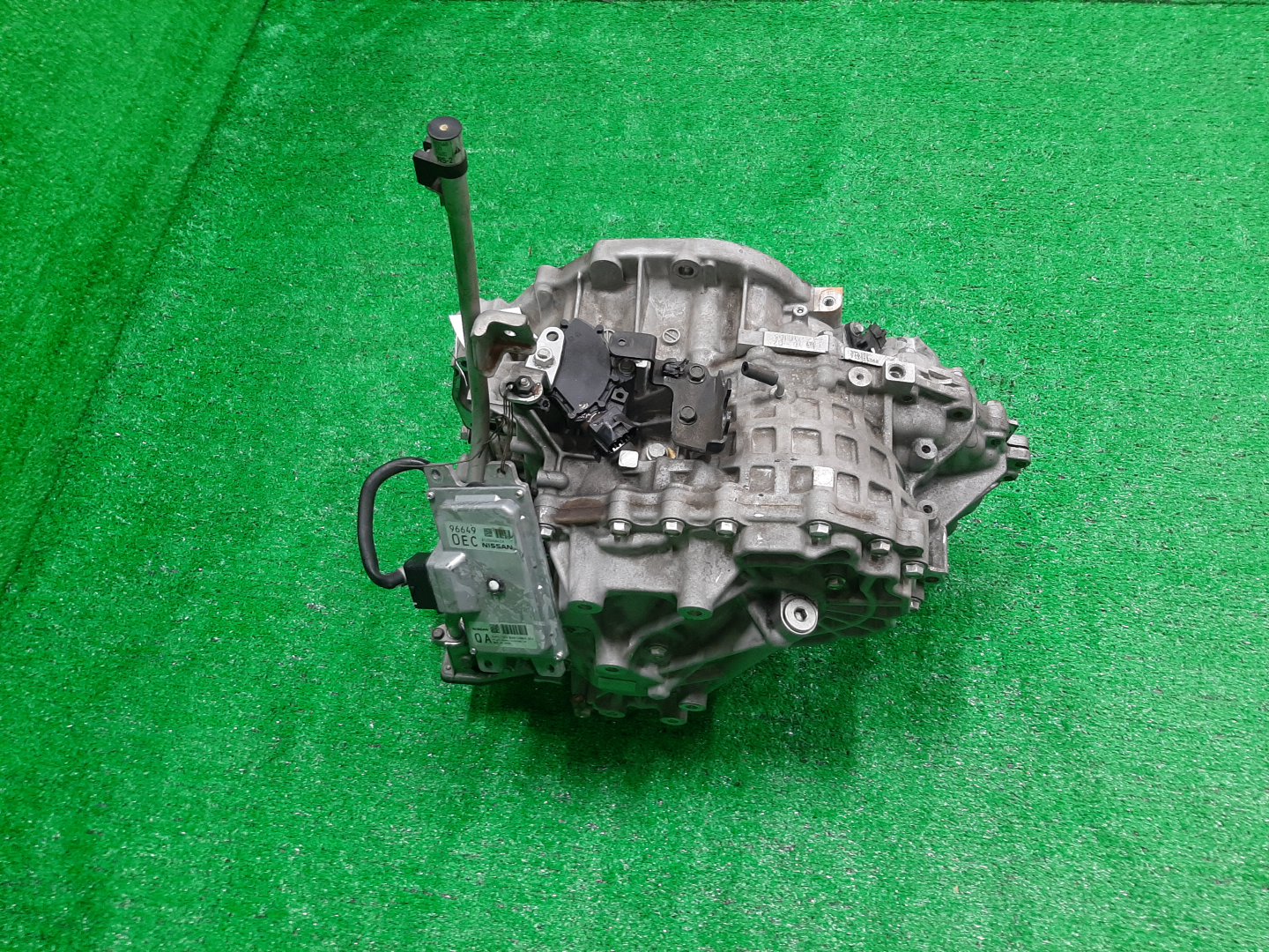 АКПП NISSAN TEANA J32 VQ25DE 3TX1D, RE0F10 4 ракурс АКПП NISSAN TEANA J32 VQ25DE 3TX1D, RE0F10 4 ракурс